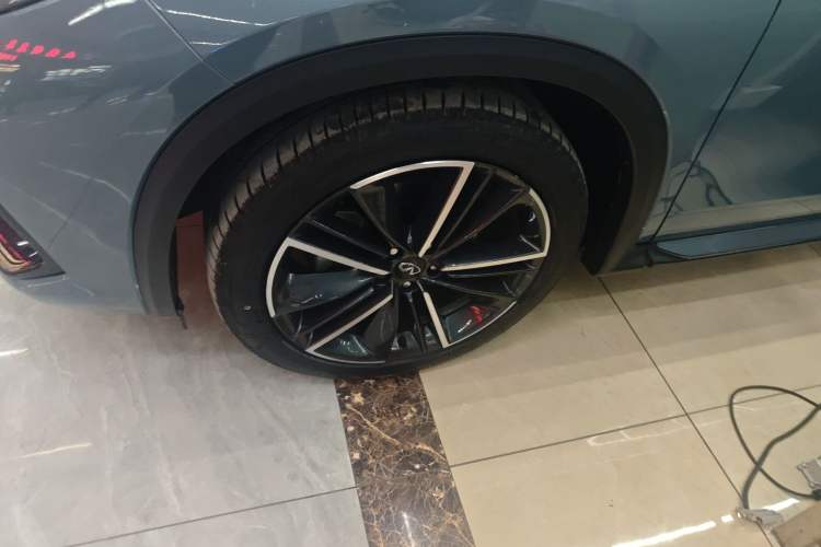 Used Infiniti QX55 2022 2.0T All-Wheel-Drive Ignite Edition Left Front Wheel Hub