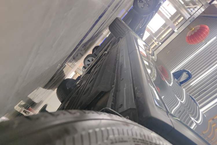 Used Infiniti QX55 2022 2.0T All-Wheel-Drive Ignite Edition Left Side Sill