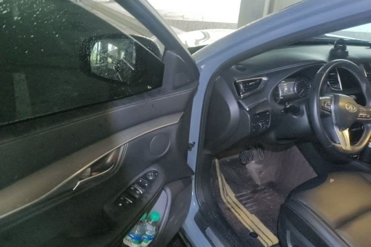 Used Infiniti QX55 2022 2.0T All-Wheel-Drive Ignite Edition Driver Seat