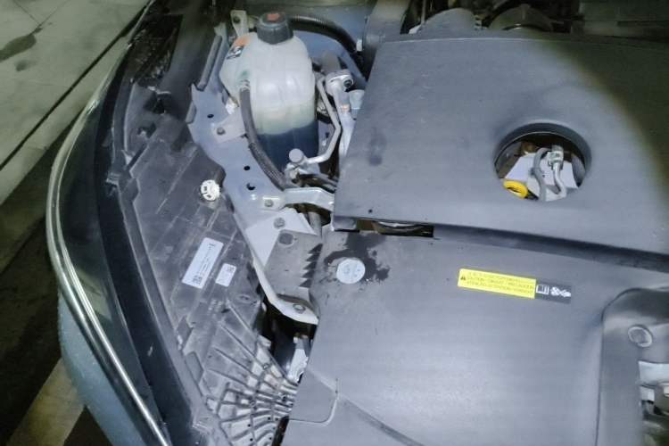 Used Infiniti QX55 2022 2.0T All-Wheel-Drive Ignite Edition Engine Bay Right