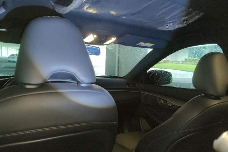 Used Infiniti QX55 2022 2.0T All-Wheel-Drive Ignite Edition Headliner