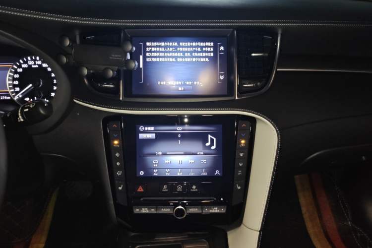 Used Infiniti QX55 2022 2.0T All-Wheel-Drive Ignite Edition Audio And AC Panel