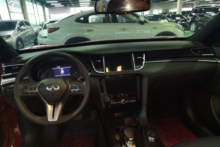 Used Infiniti QX55 2022 2.0T All-Wheel-Drive Luxury Edition Center Console
