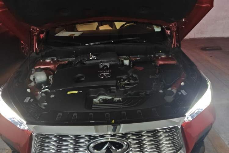 Used Infiniti QX55 2022 2.0T All-Wheel-Drive Ignite Edition Engine Bay