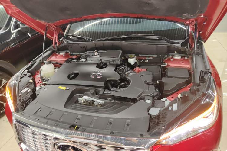 Used Infiniti QX55 2022 2.0T All-Wheel-Drive Ignite Edition Engine Bay