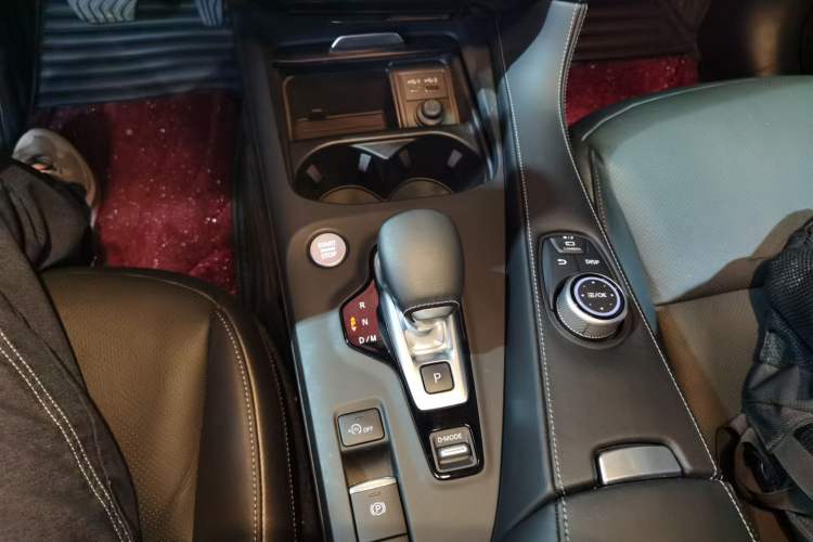 Used Infiniti QX55 2022 2.0T All-Wheel-Drive Luxury Edition Gear Lever