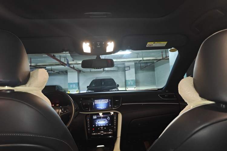 Used Infiniti QX55 2022 2.0T All-Wheel-Drive Ignite Edition Headliner