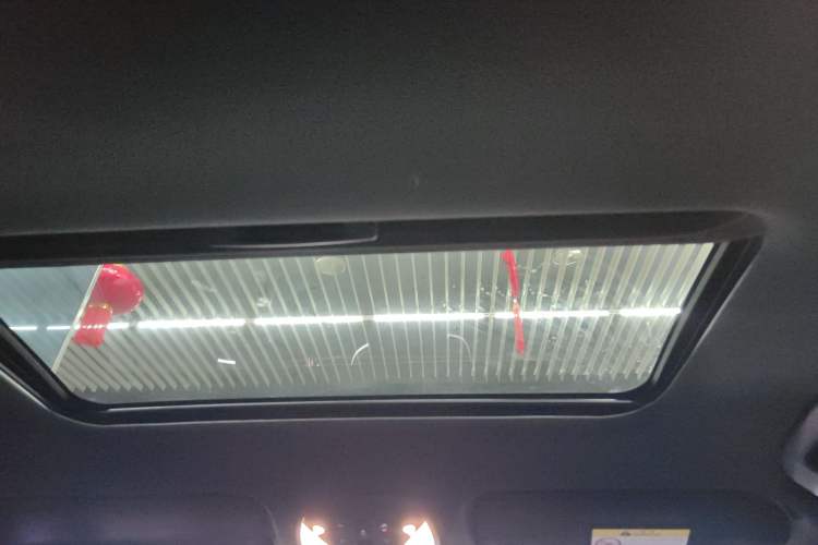 Used Infiniti QX55 2022 2.0T All-Wheel-Drive Ignite Edition Headliner