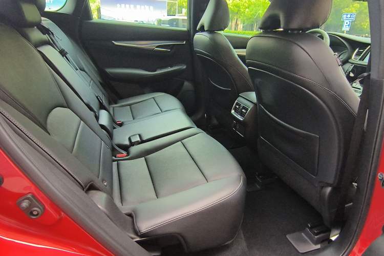 Used Infiniti QX55 2022 2.0T All-Wheel-Drive Ignite Edition Interior 5