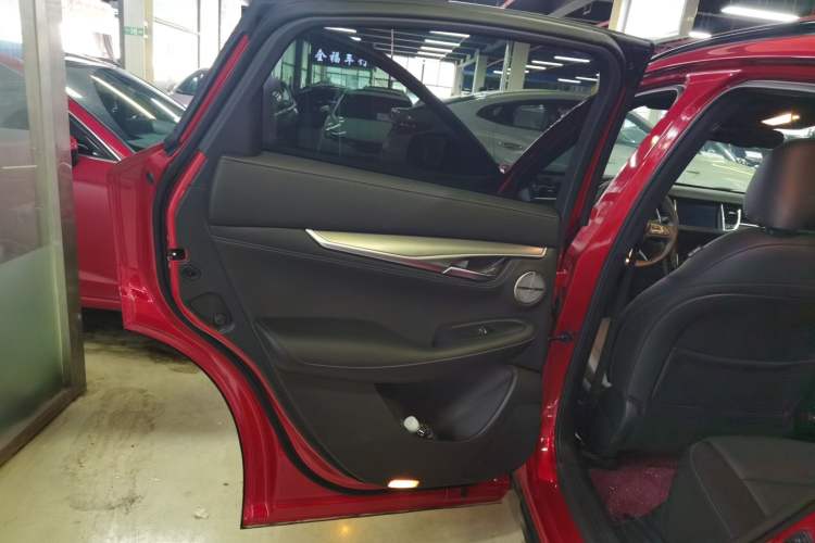 Used Infiniti QX55 2022 2.0T All-Wheel-Drive Luxury Edition Left Rear Door Interior