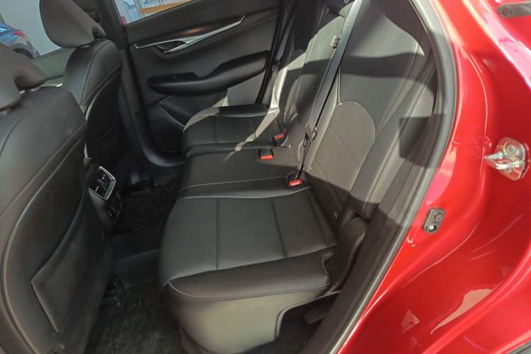 Used Infiniti QX55 2022 2.0T All-Wheel-Drive Ignite Edition Left Rear Seat