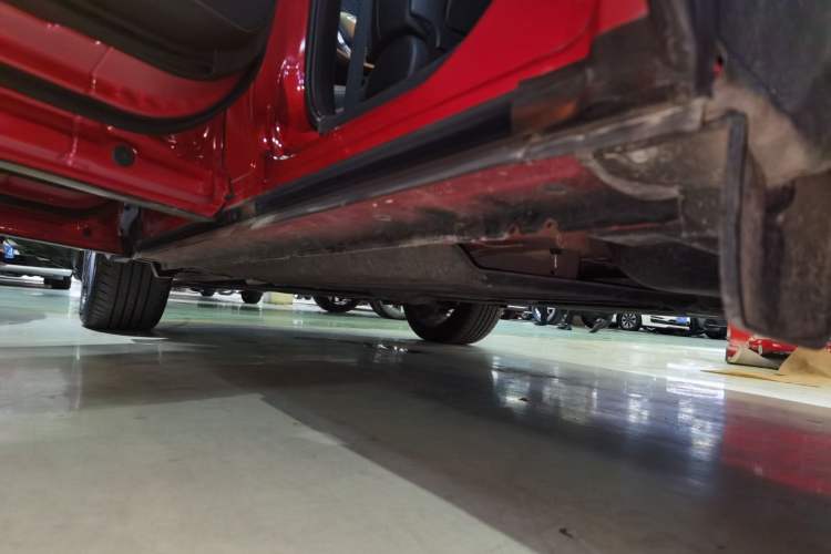 Used Infiniti QX55 2022 2.0T All-Wheel-Drive Luxury Edition Left Side Sill