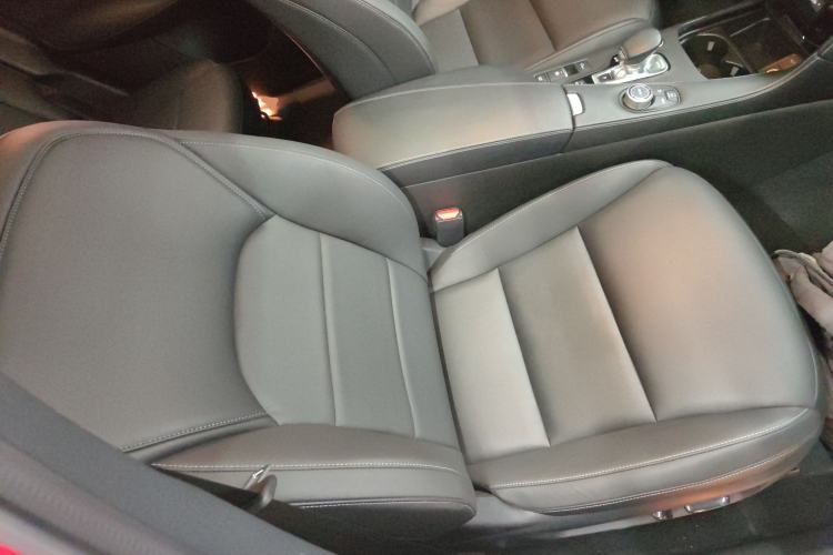 Used Infiniti QX55 2022 2.0T All-Wheel-Drive Ignite Edition Right Front Seat