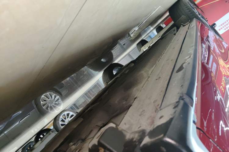 Used Infiniti QX55 2022 2.0T All-Wheel-Drive Ignite Edition Right Side Sill