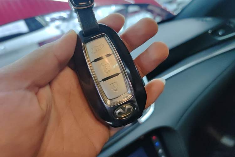 Used Infiniti QX55 2022 2.0T All-Wheel-Drive Ignite Edition Vehicle Key