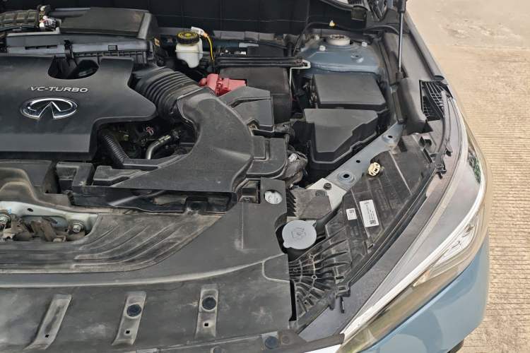 Used Infiniti QX55 2022 2.0T All-Wheel-Drive Ignite Edition Engine Bay Left