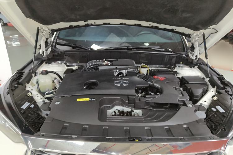 Used Infiniti QX55 2022 2.0T All-Wheel-Drive Ignite Edition Engine Bay