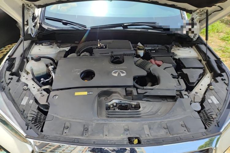 Used Infiniti QX55 2022 2.0T Luxurious Version Engine Bay