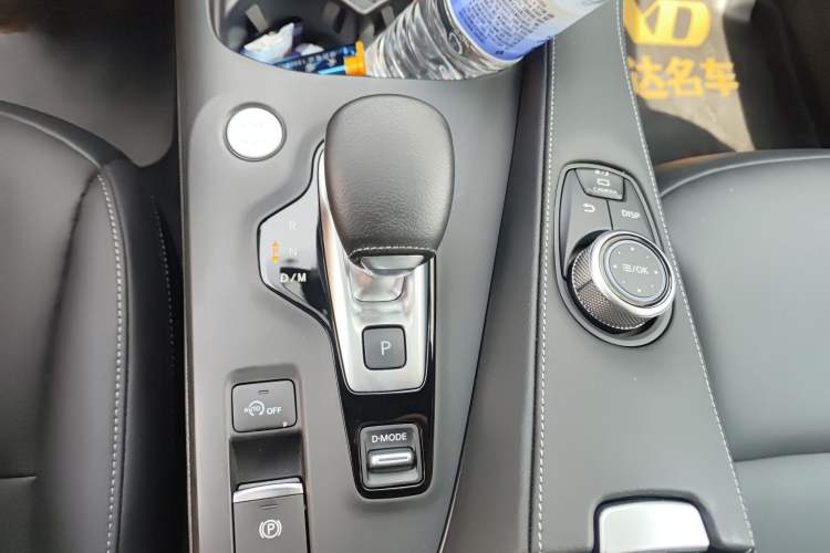 Used Infiniti QX55 2022 2.0T All-Wheel-Drive Ignite Edition Gear Lever