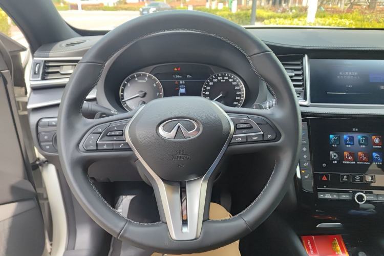 Used Infiniti QX55 2022 2.0T All-Wheel-Drive Ignite Edition Steering Wheel