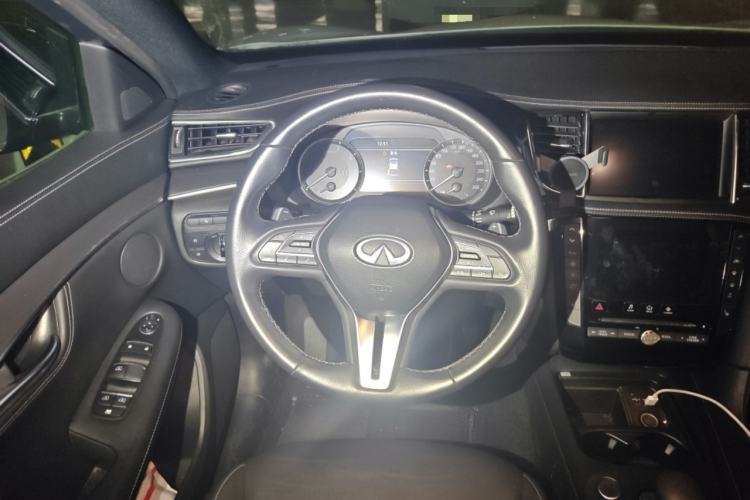 Used Infiniti QX55 2022 2.0T All-Wheel-Drive Ignite Edition Steering Wheel
