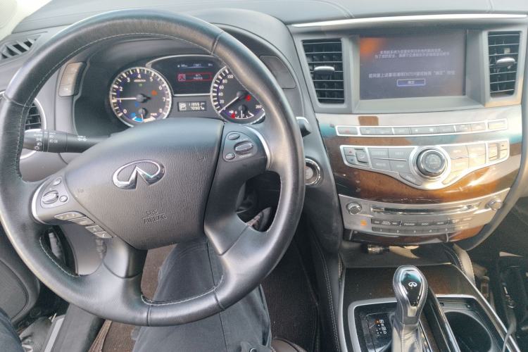 Used Infiniti QX60 2016 2.5 S/C Hybrid Two-Wheel-Drive Excellence Edition China V Standard Center Console