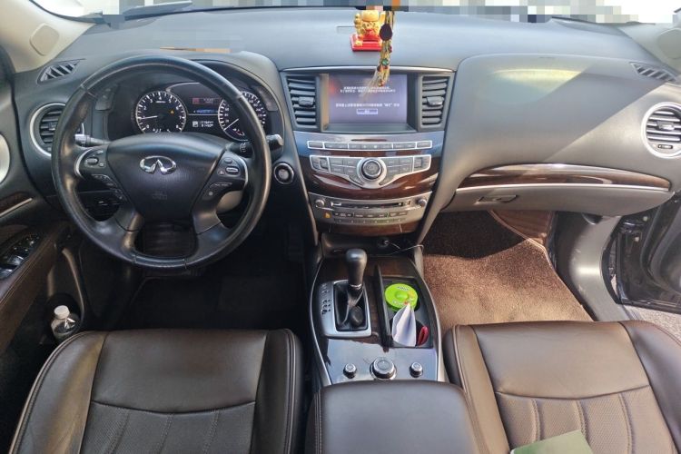 Used Infiniti QX60 2014 3.5L Four-Wheel Drive All-Terrain Version Center Console