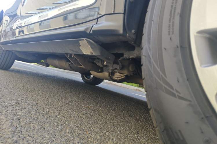 Used Infiniti QX60 2014 3.5L Four-Wheel Drive All-Terrain Version Chassis Front Right