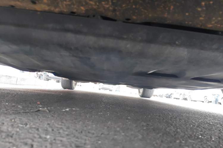 Used Infiniti QX60 2014 3.5L Four-Wheel Drive All-Terrain Version Chassis Front