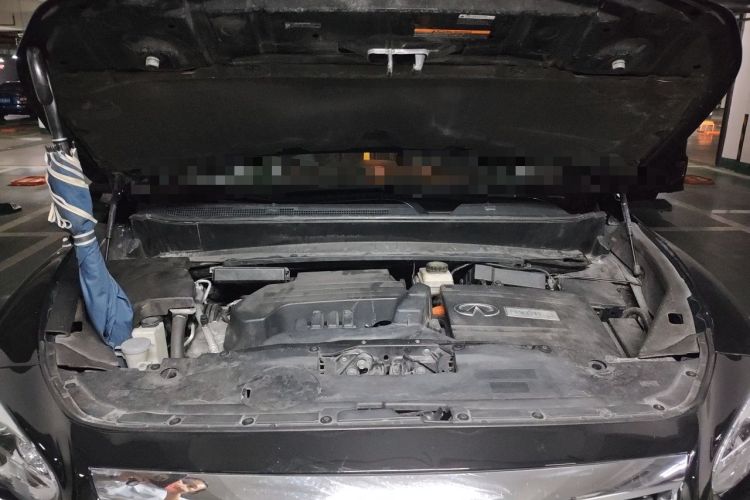 Used Infiniti QX60 2014 2.5 S/C Hybrid All-Wheel-Drive Versatile Edition Engine Bay