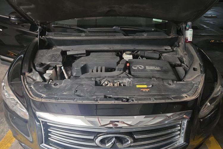 Used Infiniti QX60 2014 2.5 S/C Hybrid Two-Wheel Drive Excellence Edition Engine Bay