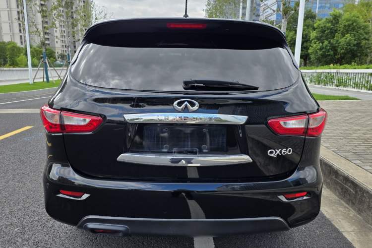 Used Infiniti QX60 2014 2.5 S/C Hybrid Two-Wheel Drive Excellence Edition Exterior 4