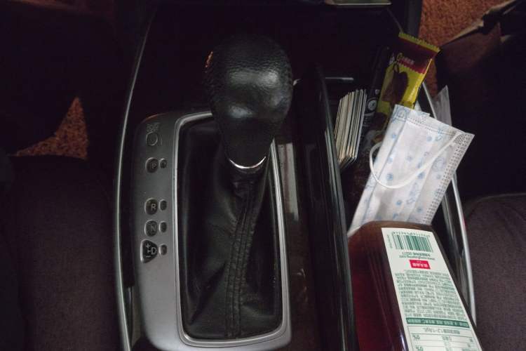 Used Infiniti QX60 2014 2.5 S/C Hybrid Two-Wheel Drive Excellence Edition Gear Lever