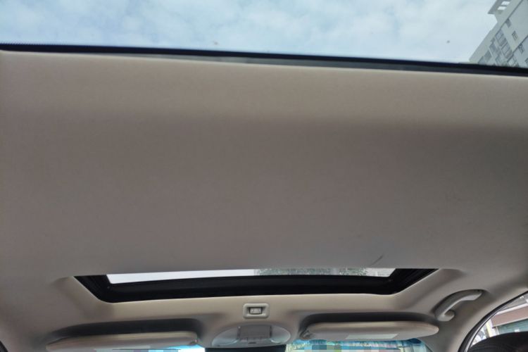 Used Infiniti QX60 2014 3.5L Four-Wheel Drive All-Terrain Version Headliner