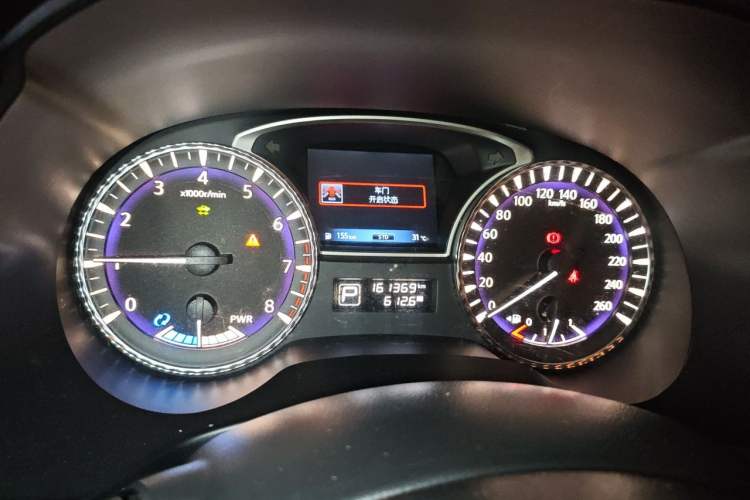 Used Infiniti QX60 2014 2.5 S/C Hybrid All-Wheel-Drive Versatile Edition Instrument Cluster
