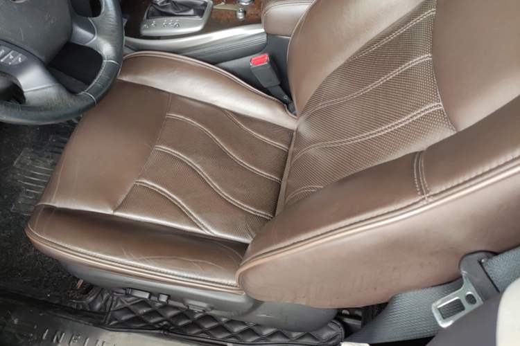 Used Infiniti QX60 2014 2.5 S/C Hybrid Two-Wheel Drive Excellence Edition Left Front Seat