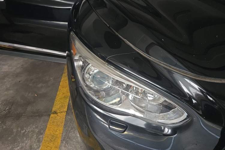 Used Infiniti QX60 2014 2.5 S/C Hybrid Two-Wheel Drive Excellence Edition Right Front Headlight