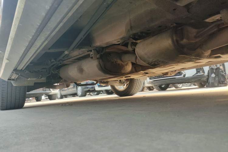 Used Infiniti QX60 2014 2.5 S/C Hybrid Two-Wheel Drive Excellence Edition Right Side Sill