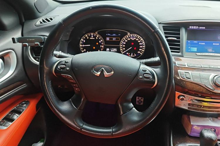 Used Infiniti QX60 2014 3.5L Two-Wheel Drive Excellence Edition Steering Wheel
