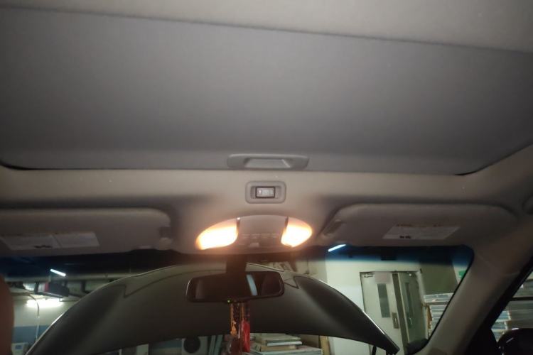 Used Infiniti QX60 2014 3.5L Two-Wheel Drive Excellence Edition Headliner
