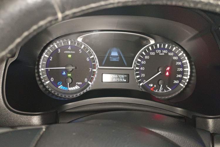 Used Infiniti QX60 2014 2.5 S/C Hybrid Two-Wheel Drive Excellence Edition Instrument Cluster