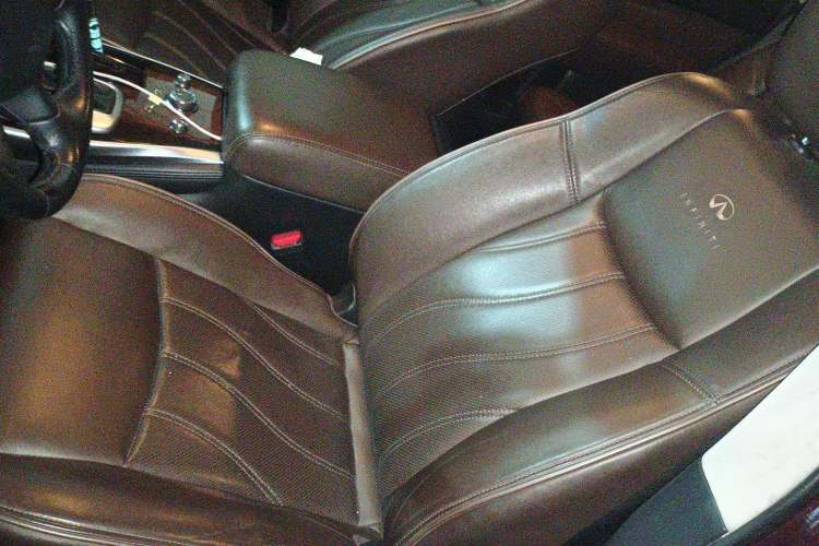 Used Infiniti QX60 2014 2.5 S/C Hybrid Two-Wheel Drive Excellence Edition Left Front Seat