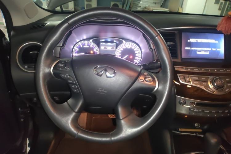 Used Infiniti QX60 2014 3.5L Two-Wheel Drive Excellence Edition Steering Wheel