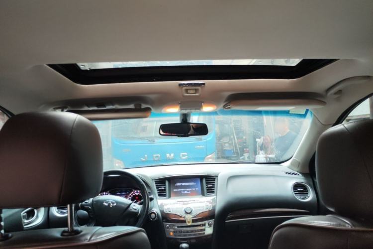 Used Infiniti QX60 2014 2.5 S/C Hybrid Two-Wheel Drive Excellence Edition Headliner