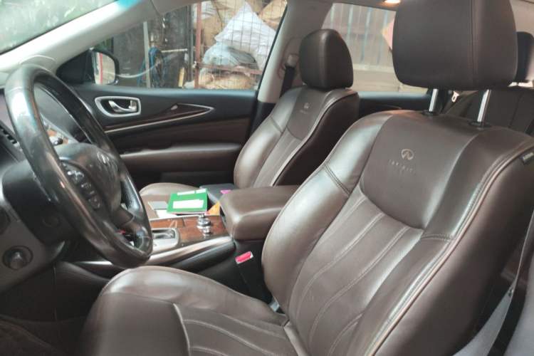 Used Infiniti QX60 2014 2.5 S/C Hybrid Two-Wheel Drive Excellence Edition Left Front Seat