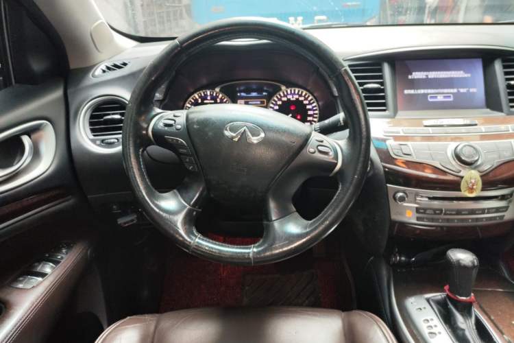 Used Infiniti QX60 2014 2.5 S/C Hybrid Two-Wheel Drive Excellence Edition Steering Wheel