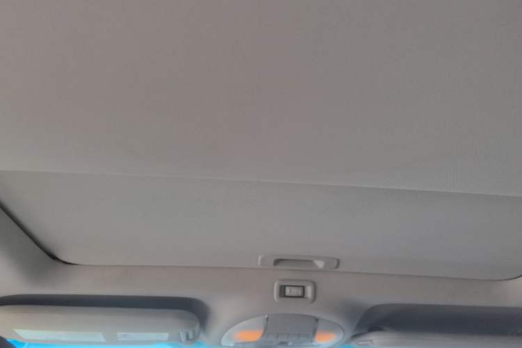 Used Infiniti QX60 2014 2.5 S/C Hybrid Two-Wheel Drive Excellence Edition Headliner
