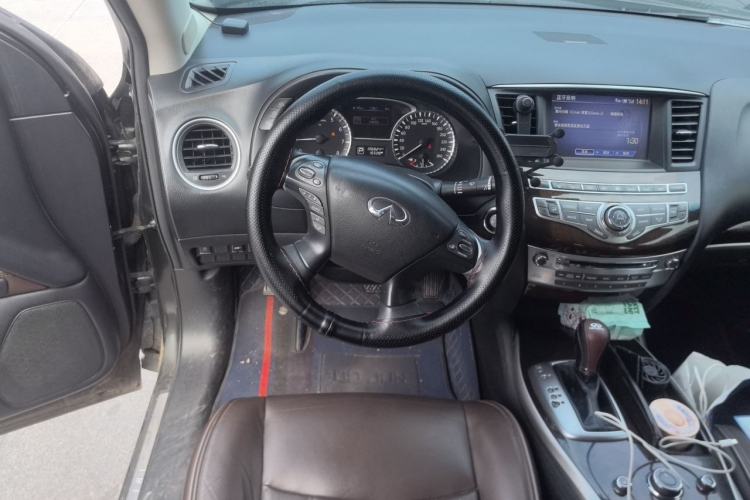 Used Infiniti QX60 2014 2.5 S/C Hybrid Two-Wheel Drive Excellence Edition Steering Wheel