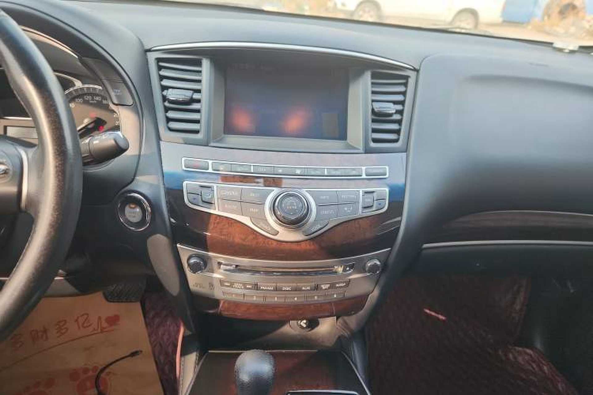 Used Infiniti QX60 2014 2.5 S/C Hybrid Two-Wheel Drive Excellence Edition Audio And AC Panel