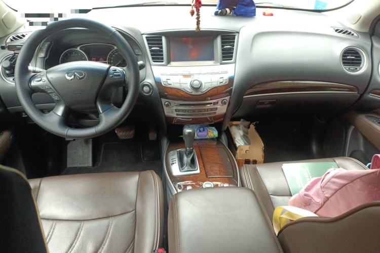 Used Infiniti QX60 2014 2.5 S/C Hybrid Two-Wheel Drive Excellence Edition Center Console